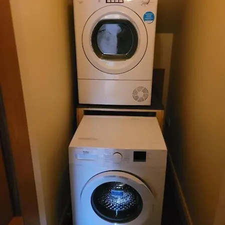 Self Catering شقة